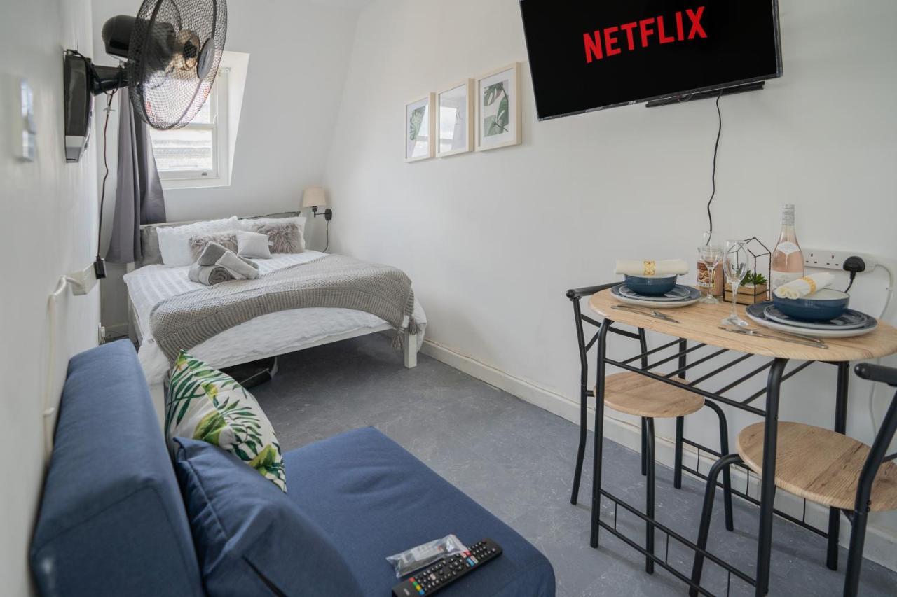 Small Private Studio Rooms In The Heart Of Angel ロンドン エクステリア 写真