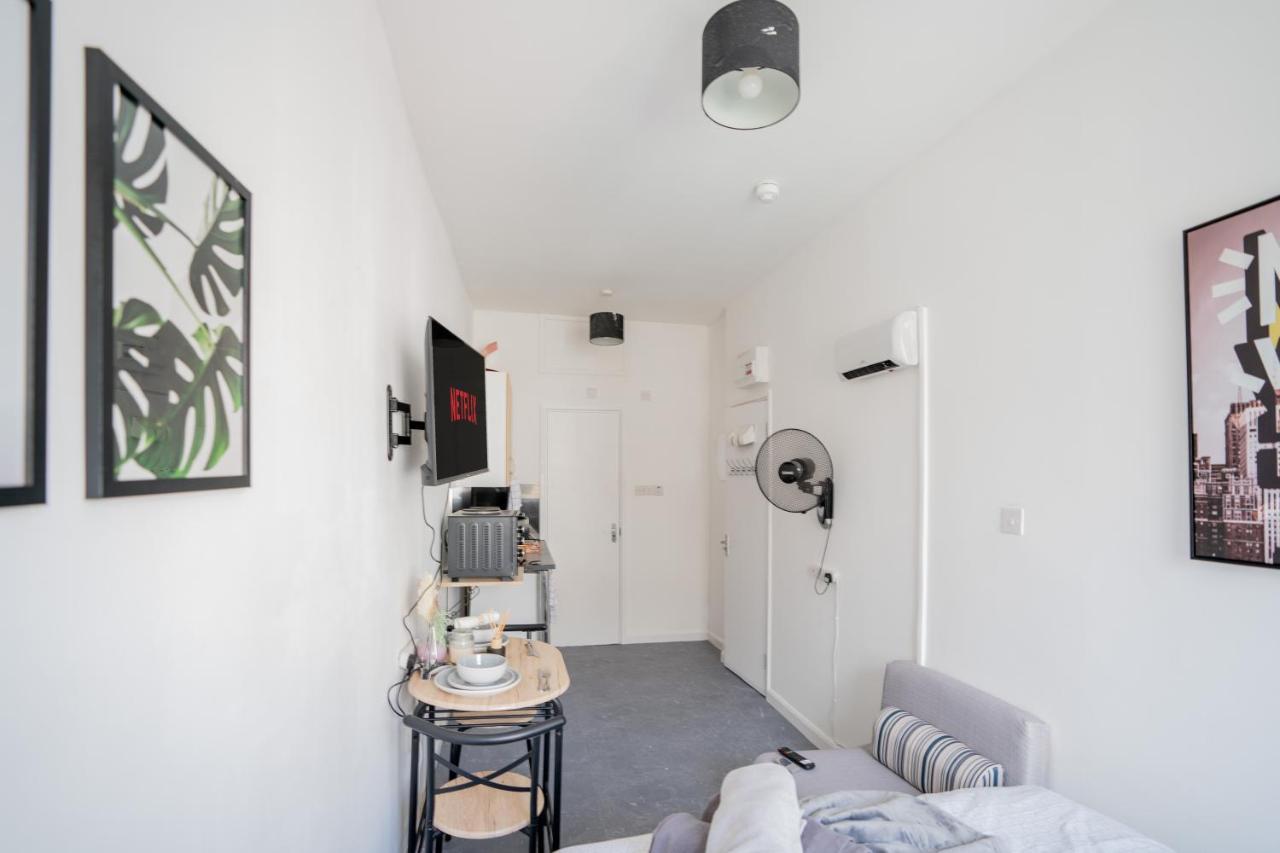 Small Private Studio Rooms In The Heart Of Angel ロンドン エクステリア 写真